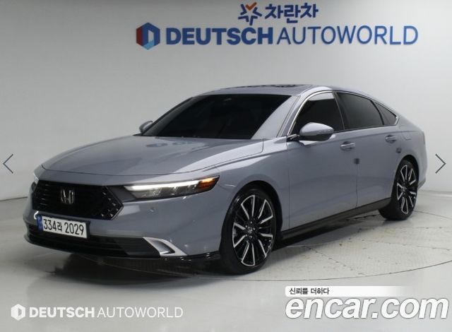 Honda Accord 2.0 Hybrid Touring — пробег 48 018 км — фото 1 из 5
