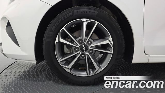 Kia K3 из Кореи Encar