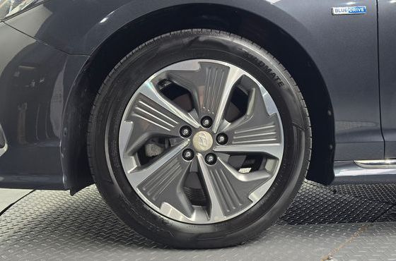 Hyundai Sonata Premium — пробег 130 403 км — фото 5 из 5
