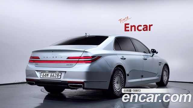 Genesis G90 5.0 AWD Prestige — пробег 117 330 км — фото 2 из 5