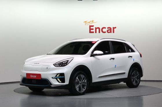 Kia Niro Prestige — пробег 116 613 км — фото 1 из 5