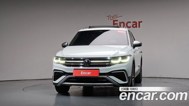 Volkswagen Tiguan 2.0 TSI Prestige — пробег 28 267 км — фото 3 из 5