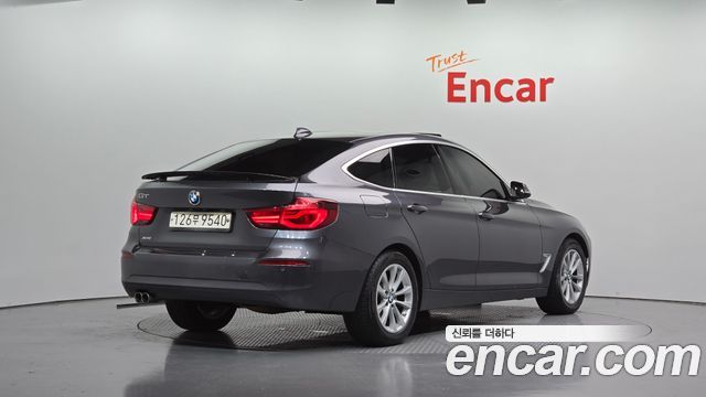 BMW Gran Turismo GT 320d xDrive — пробег 154 620 км — фото 2 из 5