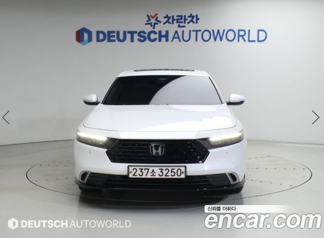 Honda Accord 2.0 Hybrid Touring — пробег 22 986 км — фото 3 из 5