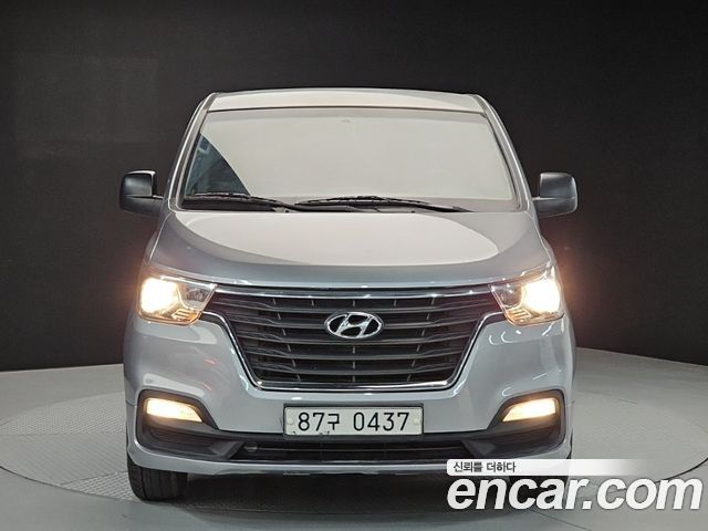 Hyundai Starex Van 5-Seater Smart — пробег 91 698 км — фото 2 из 5