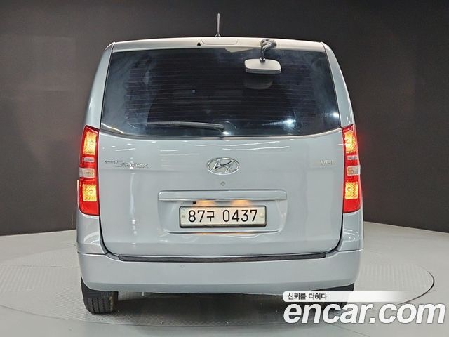 Hyundai Starex Van 5-Seater Smart — пробег 91 698 км — фото 3 из 5