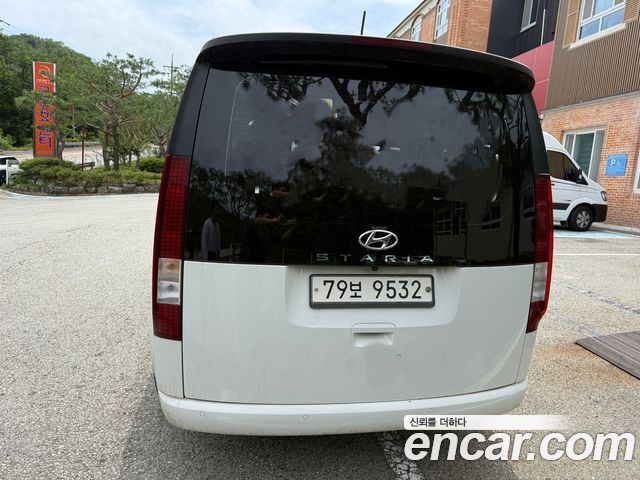 Hyundai Staria Tourer 11-Seater Smart — пробег 254 000 км — фото 3 из 5