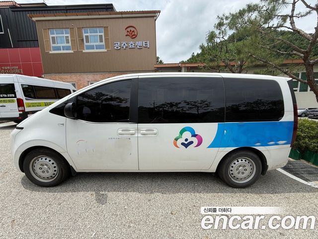 Hyundai Staria Tourer 11-Seater Smart — пробег 254 000 км — фото 4 из 5
