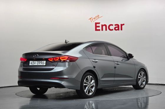 Hyundai AVANTE 1.6 GDI Premium — пробег 105 807 км — фото 2 из 5