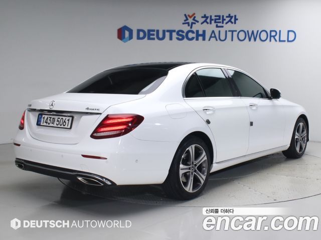 Mercedes-Benz E-Class E300 4MATIC Avnatgarde — пробег 80 295 км — фото 2 из 5