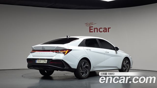 Hyundai AVANTE из Кореи Encar