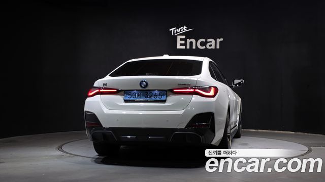 BMW i4 eDrive40 M Sports — пробег 108 988 км — фото 4 из 5