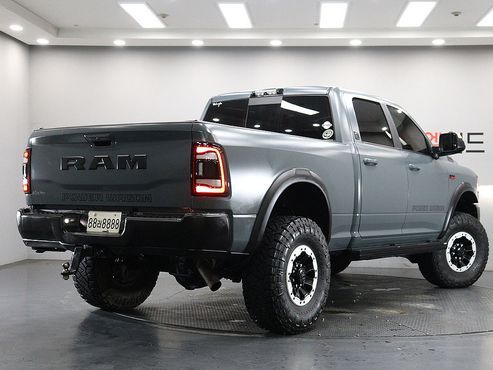 Dodge Ram Pick Up 6.4 — пробег 32 431 км — фото 3 из 5
