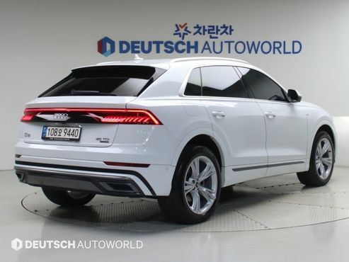 Audi Q8 45 TDI Quattro Premium — пробег 53 272 км — фото 2 из 5