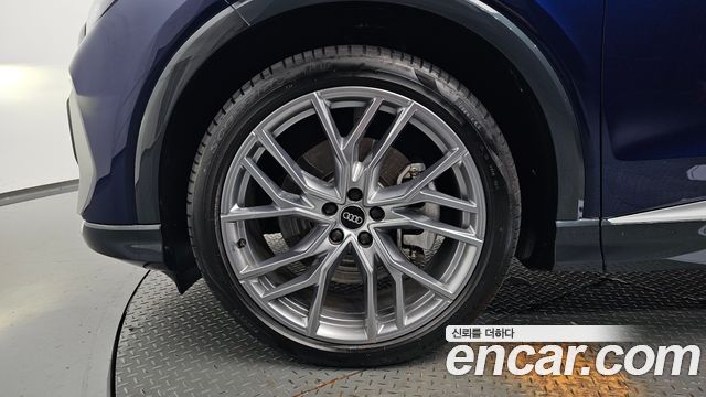 Audi Q4 e-tron из Кореи Encar