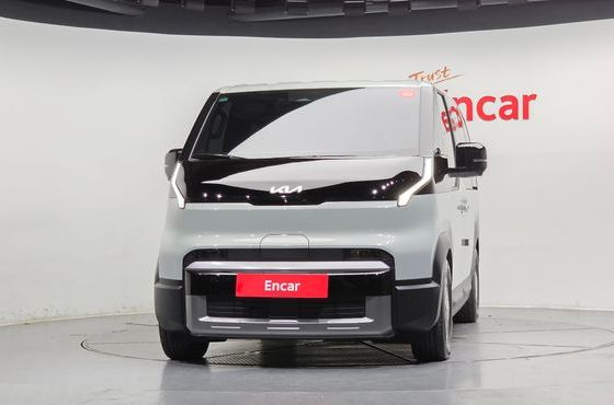 Kia PV5 Passenger 5 Seater Plus — пробег 20 406 км — фото 3 из 5