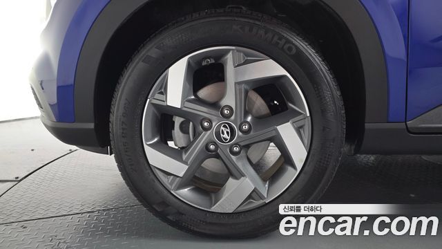 Hyundai Venue из Кореи Encar