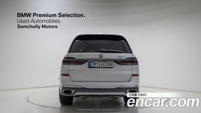 BMW X7 xDrive 40i M Sport 6STR — пробег 4 500 км — фото 3 из 5