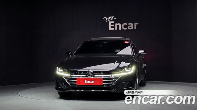 Volkswagen Arteon 2.0 TDI R-LIINE 4Motion — пробег 87 504 км — фото 3 из 5