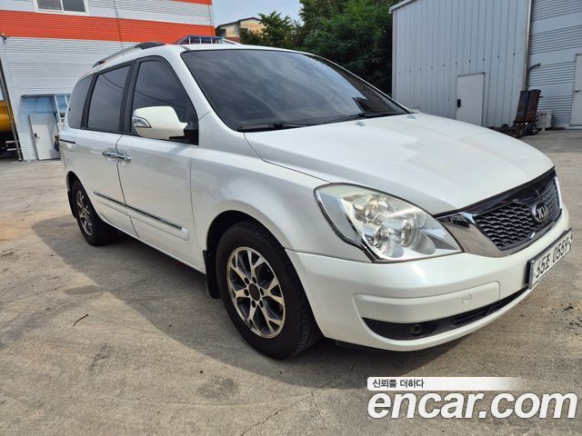 Kia Carnival New Carnival GLX High-Deluxe — пробег 250 600 км — фото 1 из 5