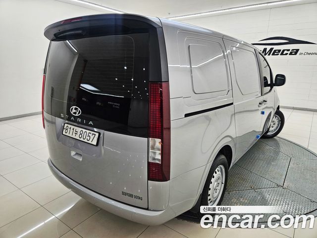 Hyundai Staria Cargo 3-Seater Smart — пробег 78 010 км — фото 4 из 5