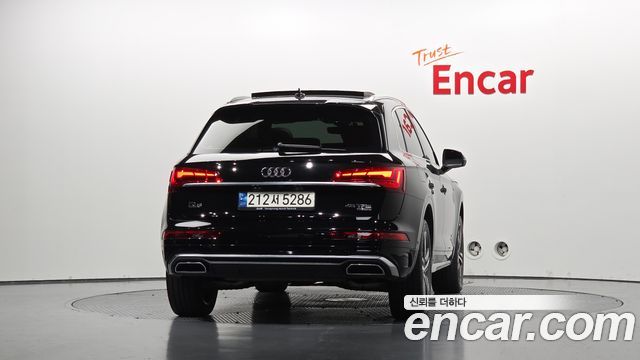 Audi Q5 45 TFSI Quattro Premium — пробег 89 629 км — фото 4 из 5