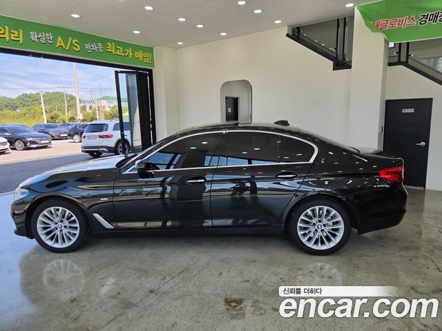 BMW 5-Series 530i Luxury Plus — пробег 73 674 км — фото 5 из 5