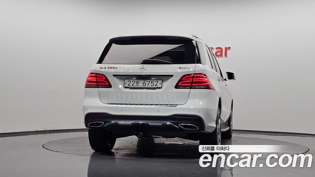 Mercedes-Benz GLE-Class GLE350 d 4MATIC — пробег 157 367 км — фото 4 из 5