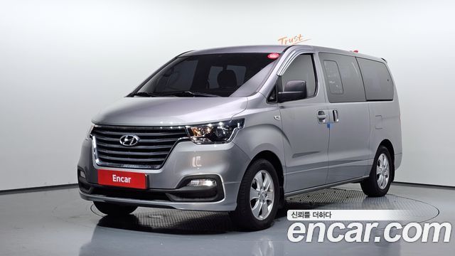 Hyundai Starex Wagon 12-Seater Modern — пробег 75 672 км — фото 1 из 5