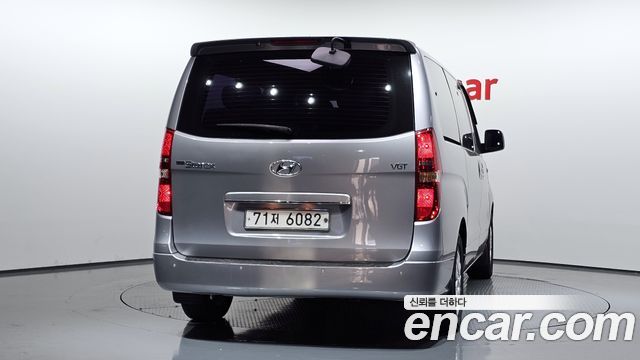 Hyundai Starex Wagon 12-Seater Modern — пробег 75 672 км — фото 4 из 5