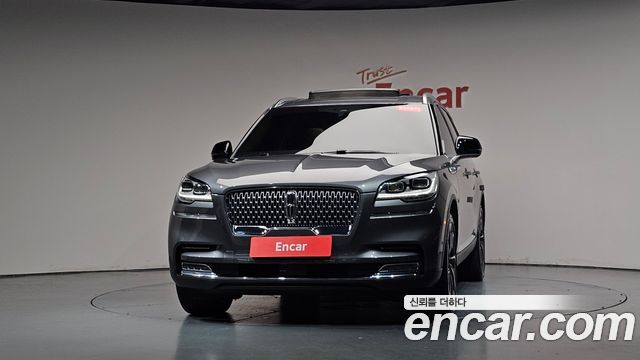 Lincoln Aviator 3.0 Reserve  AWD — пробег 51 677 км — фото 3 из 5
