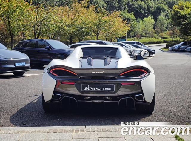 Mclaren 570S 3.8 Spider — пробег 18 900 км — фото 4 из 5