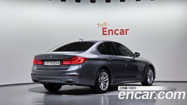 BMW 5-Series 520d xDrive M Sport Package — пробег 135 959 км — фото 2 из 5