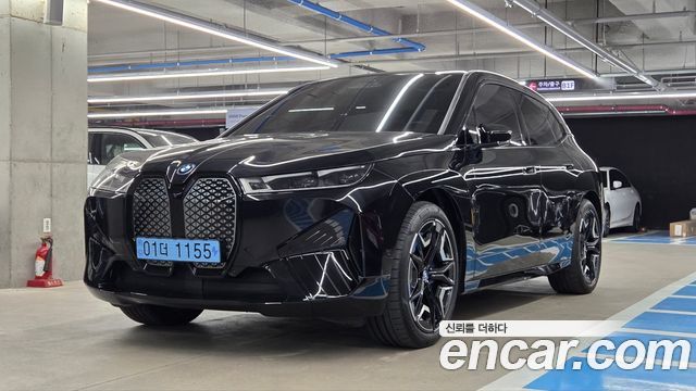 BMW iX xDrive50 Sports Plus — пробег 25 000 км — фото 1 из 5