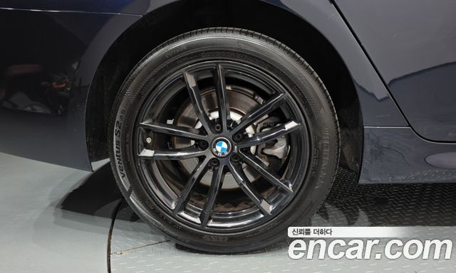 BMW 5-Series 520d xDrive M Sport Package — пробег 139 783 км — фото 5 из 5