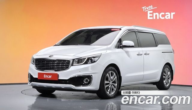 Kia Carnival 9-seater Prestige — пробег 169 183 км — фото 1 из 5