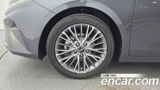 Kia K3 из Кореи Encar
