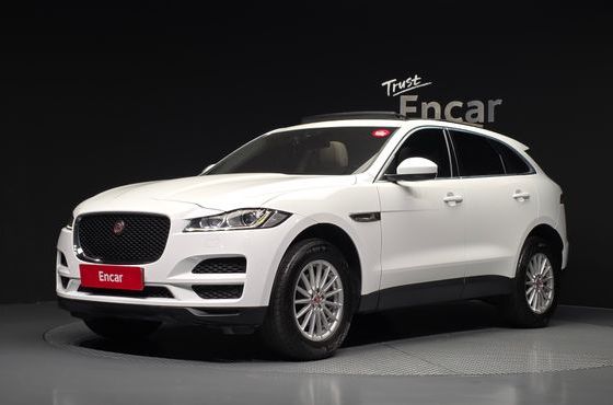 Jaguar F-PACE 20d Prestige — пробег 72 491 км — фото 1 из 5
