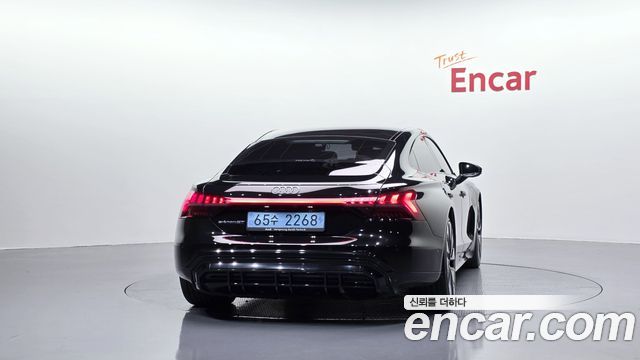 Audi e-tron GT из Кореи Encar