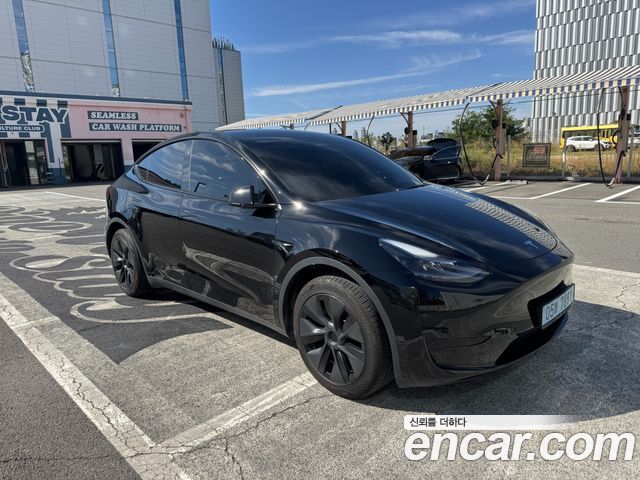 Tesla Model Y RWD — пробег 19 578 км — фото 3 из 5
