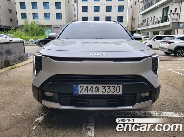 Kia Niro Prestige — пробег 2 000 км — фото 1 из 5