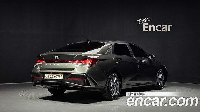 Hyundai AVANTE Modern — пробег 13 501 км — фото 2 из 5