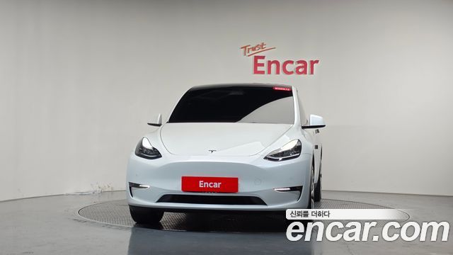 Tesla Model Y Long Range AWD — пробег 61 594 км — фото 3 из 5