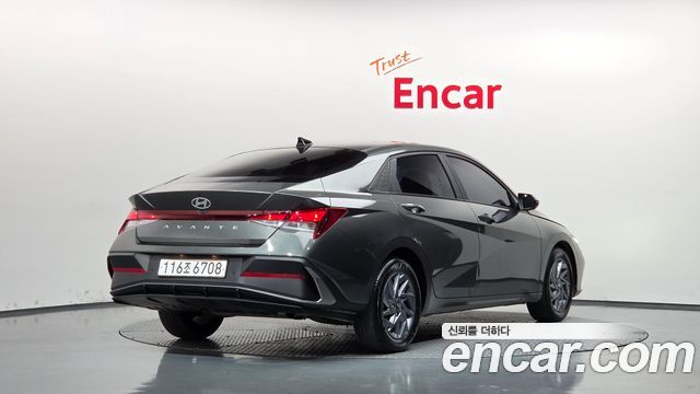 Hyundai AVANTE Modern — пробег 15 354 км — фото 2 из 5