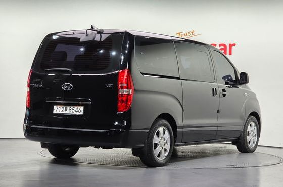 Hyundai Starex Wagon 12-Seater Smart — пробег 142 792 км — фото 2 из 5
