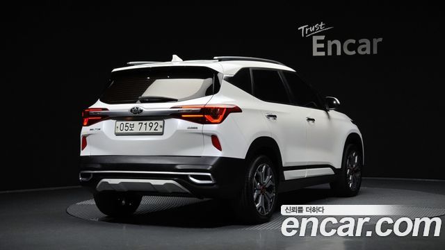 Kia Seltos из Кореи Encar