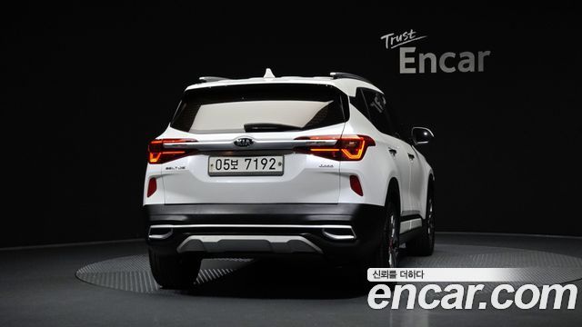 Kia Seltos из Кореи Encar
