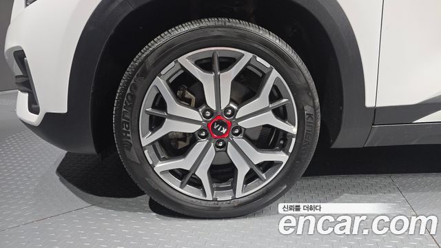 Kia Seltos из Кореи Encar