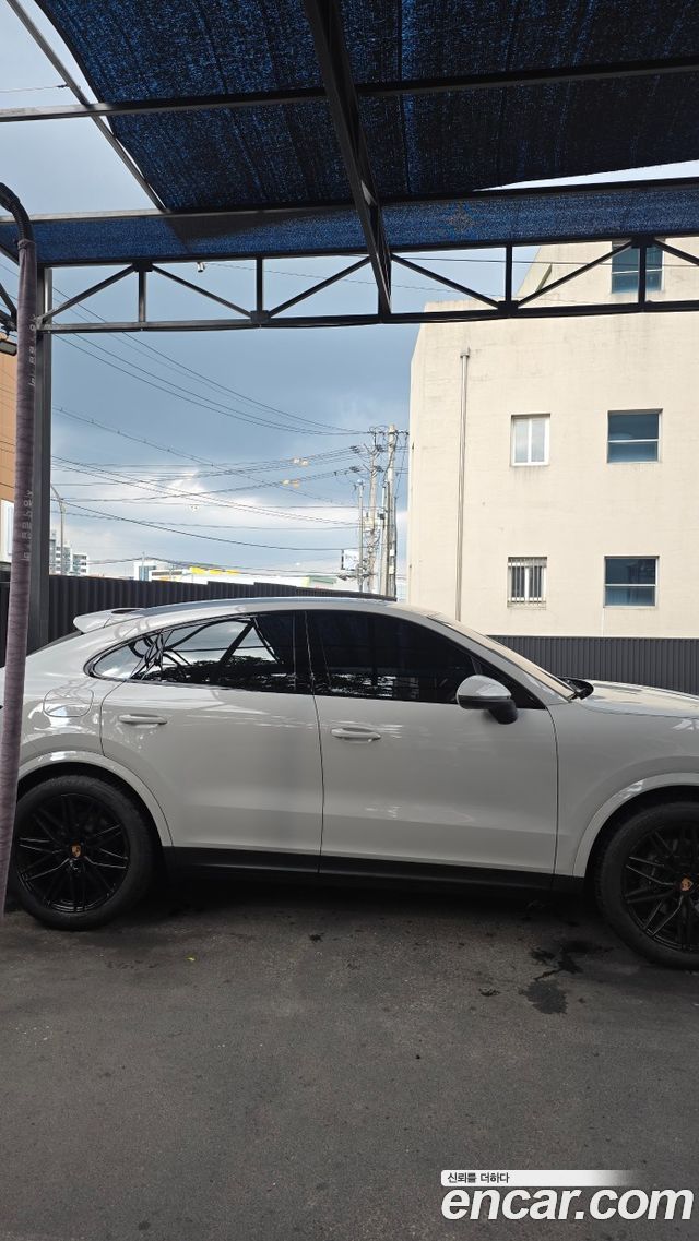 Porsche Cayenne 3.0 Coupe — пробег 5 000 км — фото 3 из 5