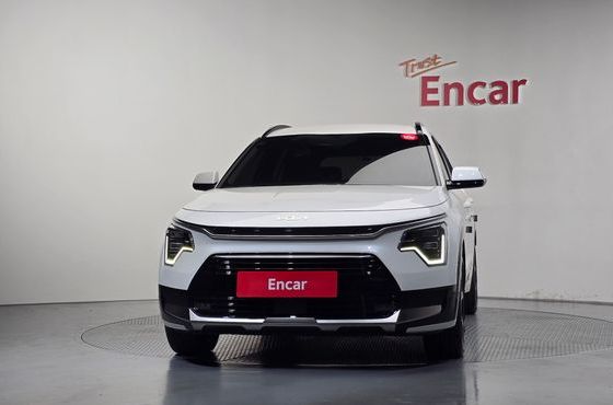 Kia Niro Signature — пробег 34 552 км — фото 3 из 5